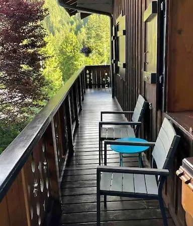 Family Chalet, Stunning Views & New Hot Tub Chalet