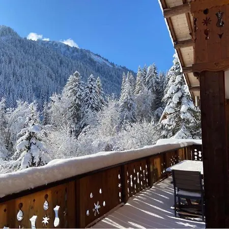 Family Chalet, Stunning Views & New Hot Tub * La Cote d'Arbroz