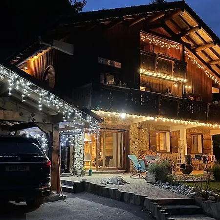 Family Chalet, Stunning Views & New Hot Tub Chalet *