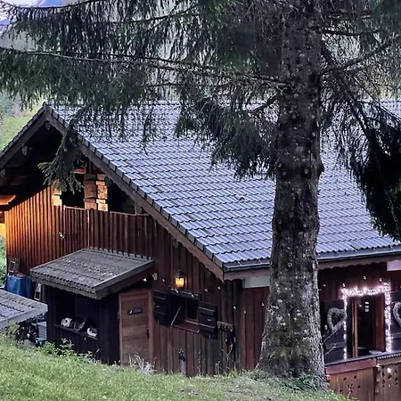 Family Chalet, Stunning Views & New Hot Tub Chalet La Cote d'Arbroz